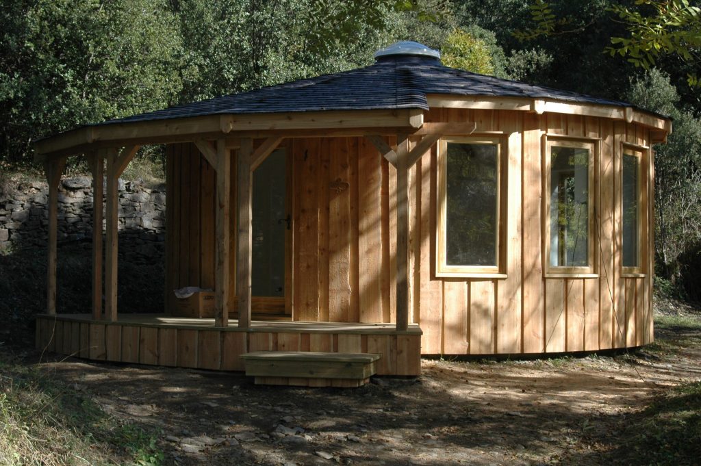 wooden-yurts-uk-to-buy